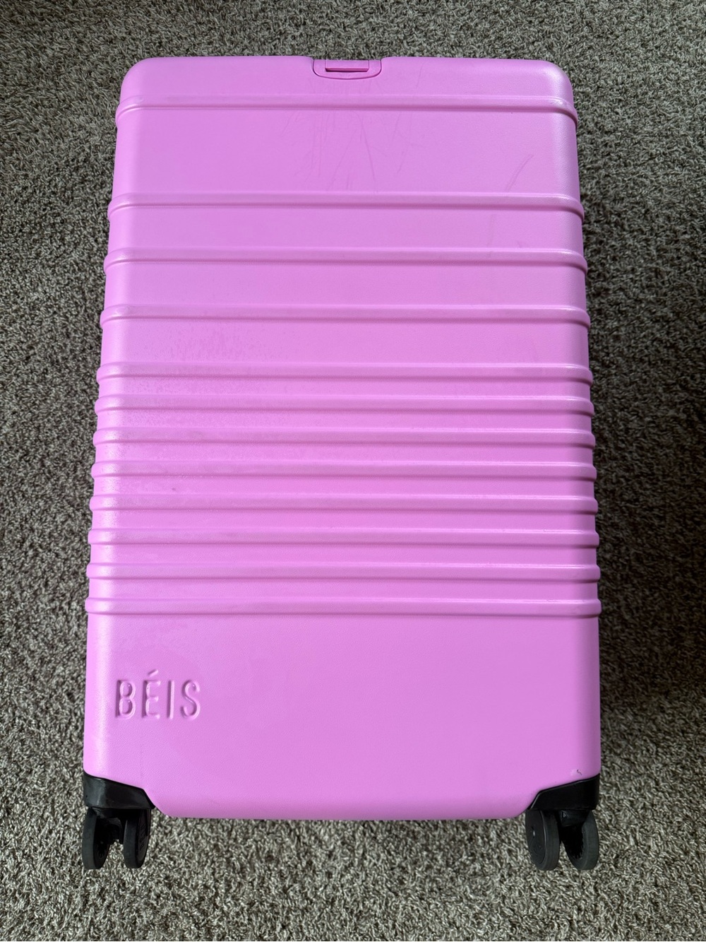 Béis Berry Checked 28” Spinner Luggage - with box